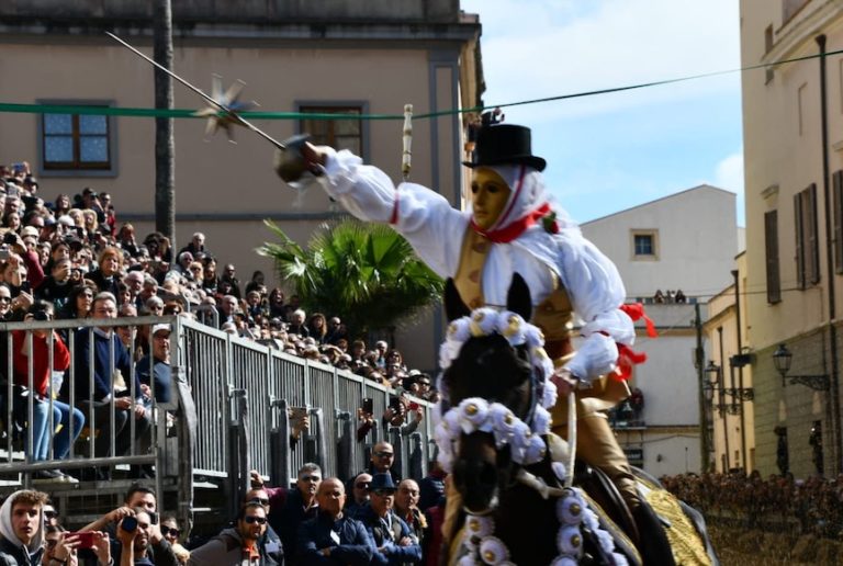 C’è la Sartigliedda e già si pensa alla magica Sartiglia