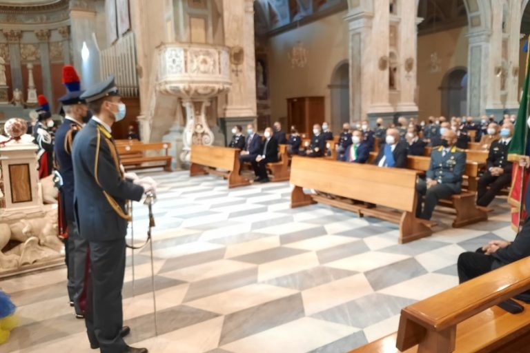 In Cattedrale a Oristano il precetto pasquale delle forze di polizia