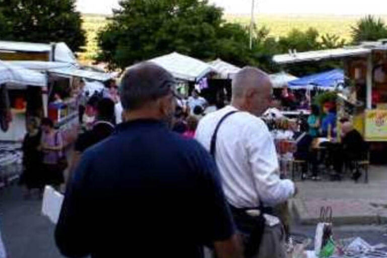 Stand degli ambulanti alla festa al Rimedio: il Comune assegna le postazioni