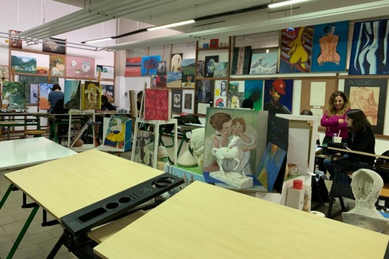 L’arte sposa le nuove professioni: oggi porte aperte al Liceo Carlo Contini