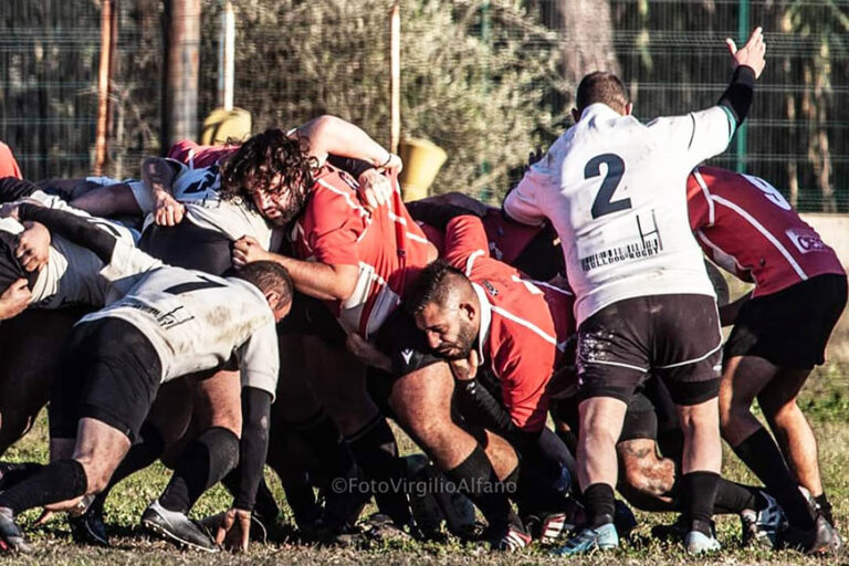 Rugby Oristano in Serie C dopo otto anni: domenica il debutto contro il Cagliari