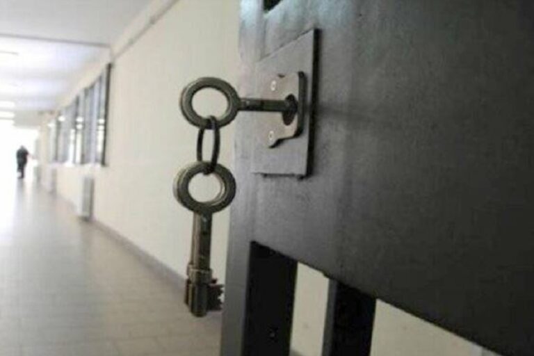 Il carcere con le mura di vetro, tra trasparenza e prossimità: incontro a Oristano