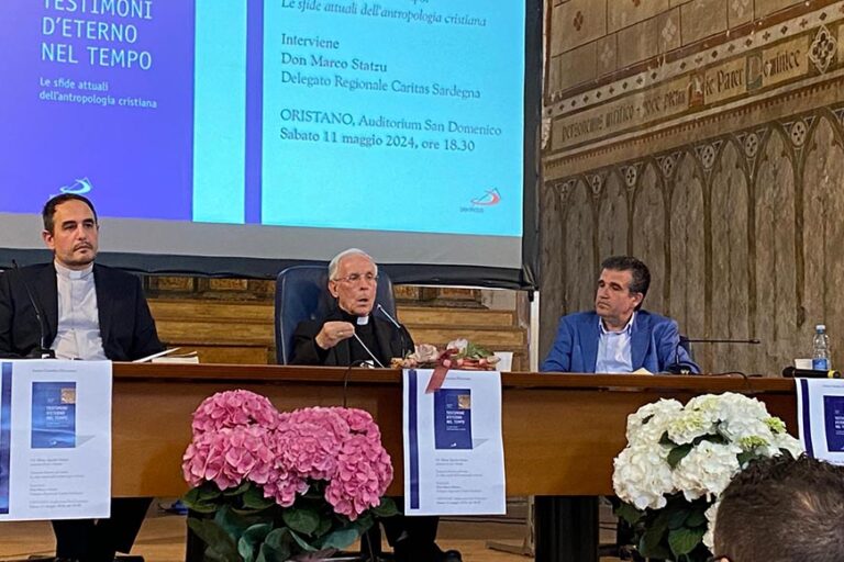 La pandemia, l’emergenza clima e il rapporto con Dio nel nuovo libro di monsignor Ignazio Sanna