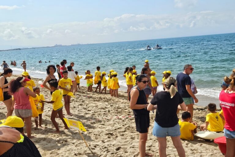 Papà, ti salvo io: a Torre Grande una giornata sulla sicurezza in spiaggia – Foto