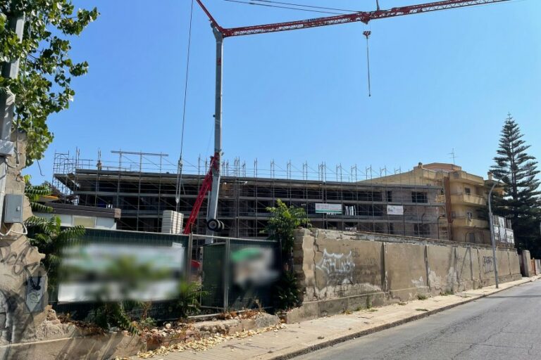 Palazzina di via Pira, ricorso al Tar dopo il no del Consiglio di Oristano