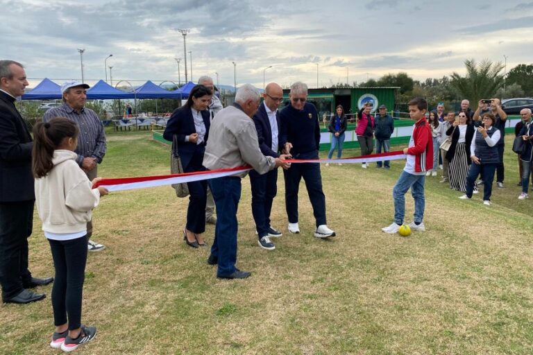 Scoprire il golf a Sa Rodia: inaugurato il nuovo campo a tre buche, corsi con le scuole