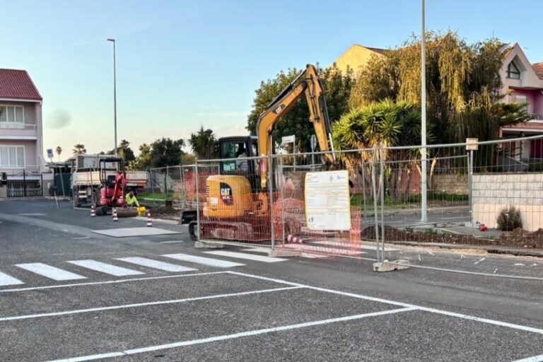 Lavori per la rete del gas in via Sa Sartiglia: spostata la fermata della linea urbana 6